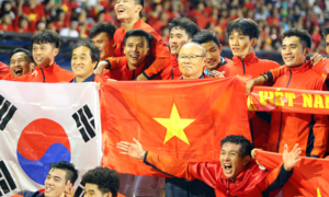 HLV Park Hang Seo: 'Tôi rơi nước mắt trước tình cảm của người Việt Nam'